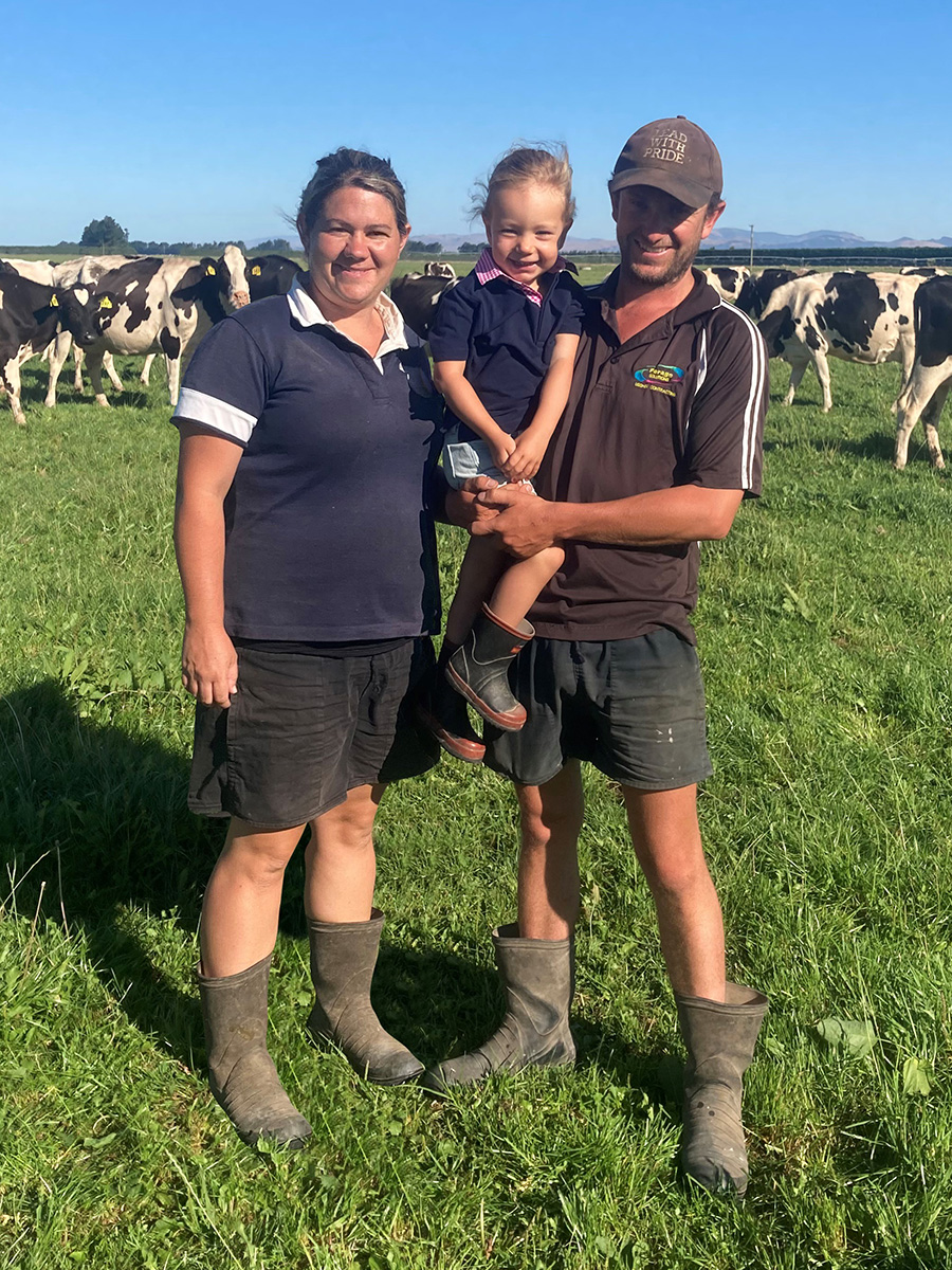 Louise, Stella (3) and William Bailey