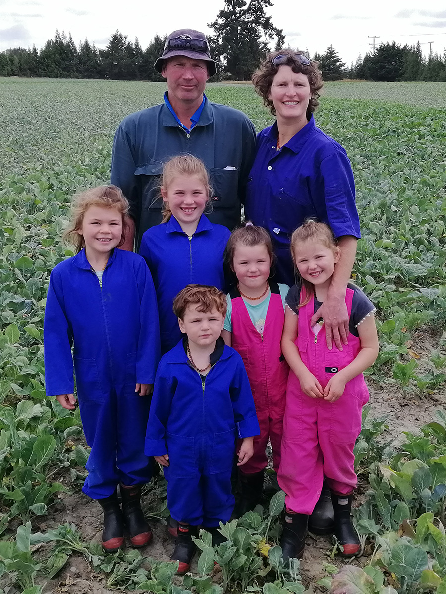 Hugh and Jennifer Forsythe and their children Hugh and Jennifer Forsythe and their children